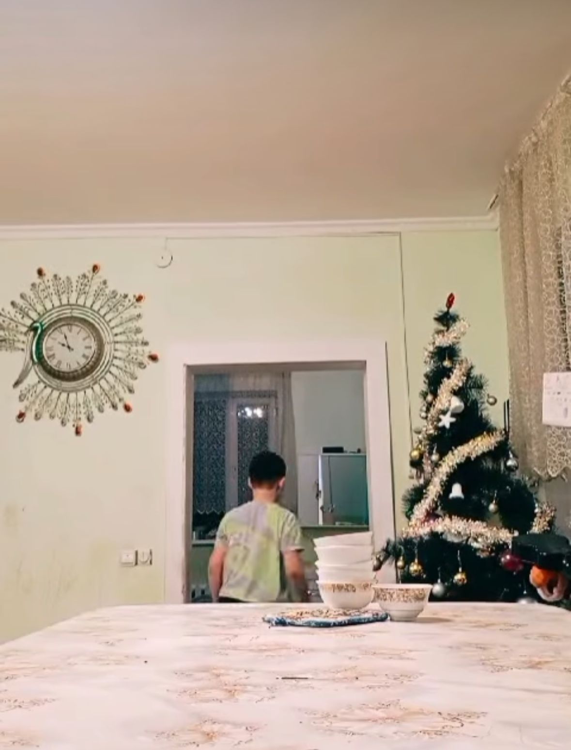 Оқушыларымыздың отбасылық жаңа жылдық дастархан дайындауы