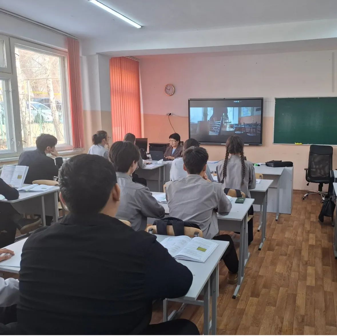 "Детство за стеной" деректі фильмі көрсетілді