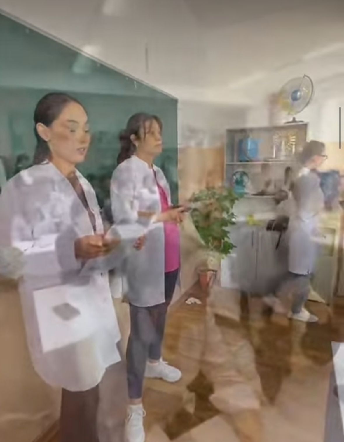 #біртұтас_тәрбие Репродуктивті денсаулықты сақтау бойынша "Қыз балаға кеңес" тақырыбында 7-11 сынып қыздары арасында ВА Қырғауылды амбулатория дәрігерлері профилактикалық түсіндіру жұмыстарын жүргізді